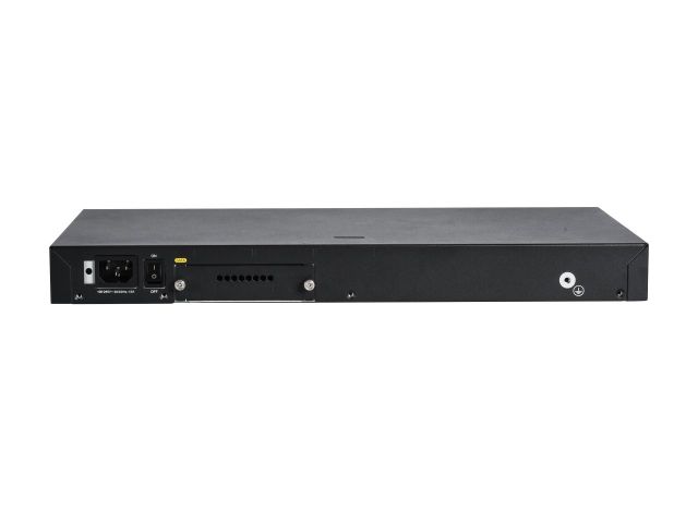 Mặt sau RG-NBR6205-E, ảnh của hãng
