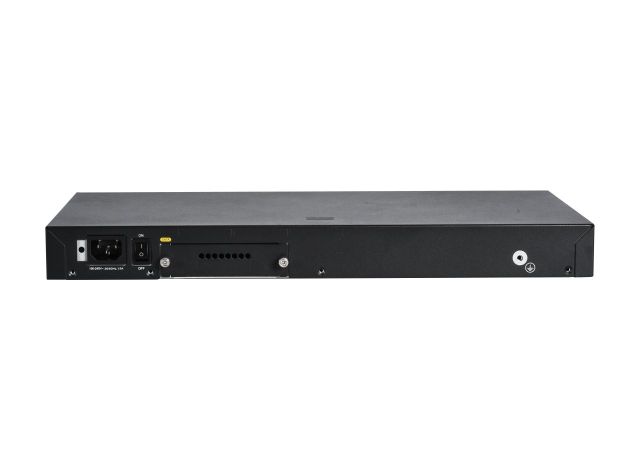 Mặt sau RG-NBR6215-E, ảnh của hãng