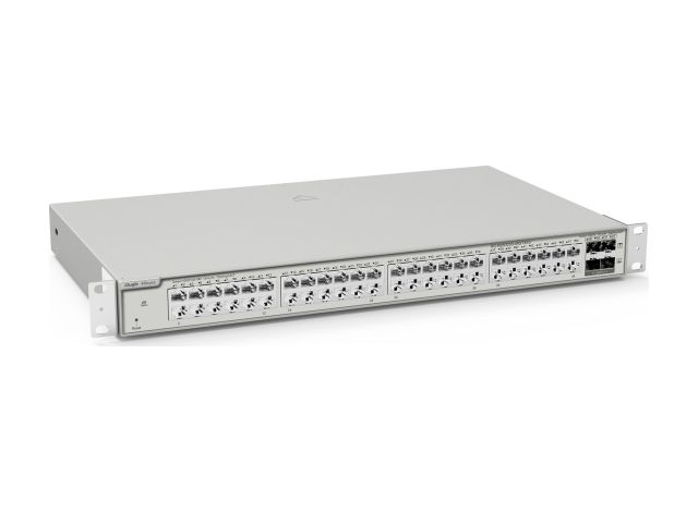 RG-NBS3200-48GT4XS nhìn từ góc cao, ảnh của hãng